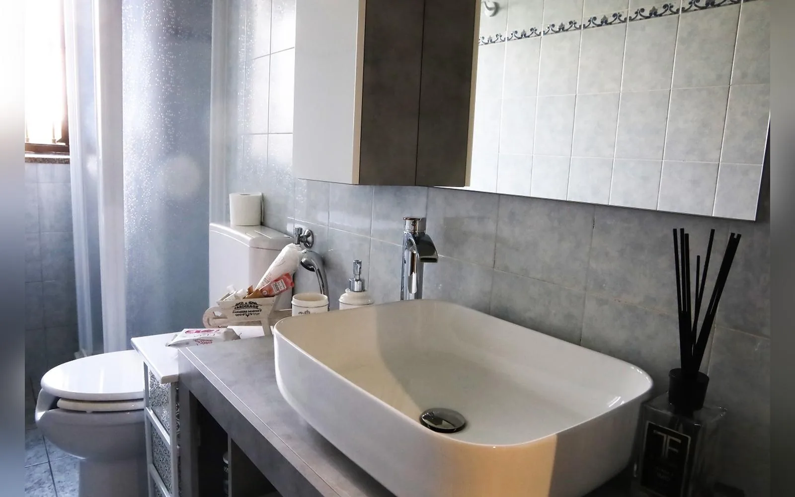 Camera con bagno privato — Tenuta Beatrice, Castell'Alfero (Piemonte) (foto 40)